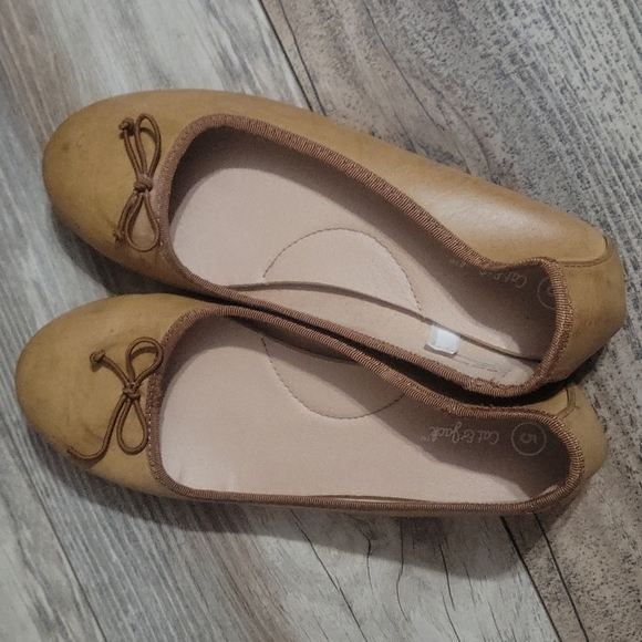 Cat & Jack Tan Ballet Slippers - Picture 4 of 6